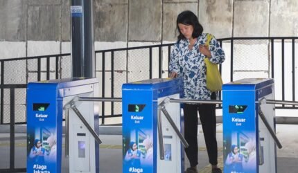 Kartu Gratis Tak Dijual