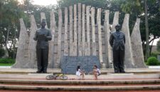 Tugu Proklamasi di Jalan Proklamasi, Jakarta Pusat, titik awal rangkaian aksi simbolik mahasiswa pada Selasa (20/10/2026). (Foto: Wikimedia Commons/Gunawan Kartapranata, CC BY-SA 3.0)